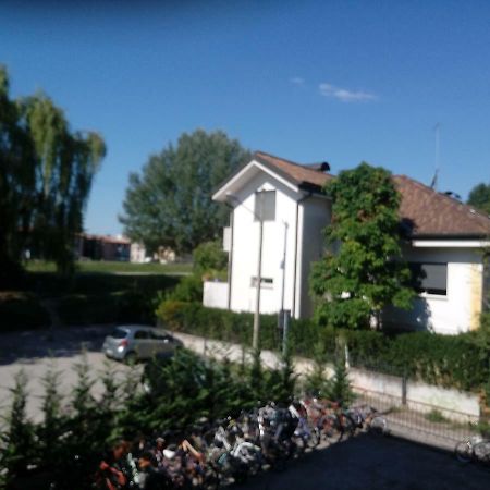 Vicino Al Prato Della Valle Intero Appartamento Parcheggio Facile Di Fronte Padua Buitenkant foto