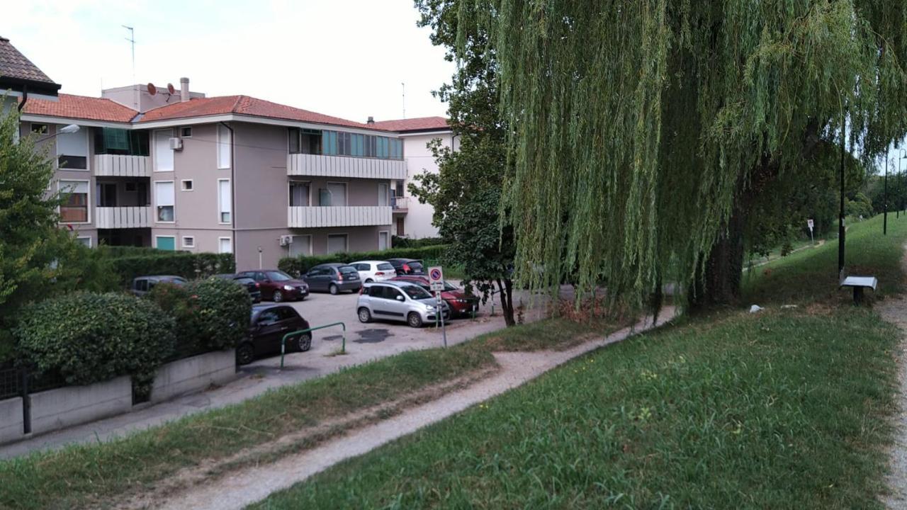 Vicino Al Prato Della Valle Intero Appartamento Parcheggio Facile Di Fronte Padua Buitenkant foto