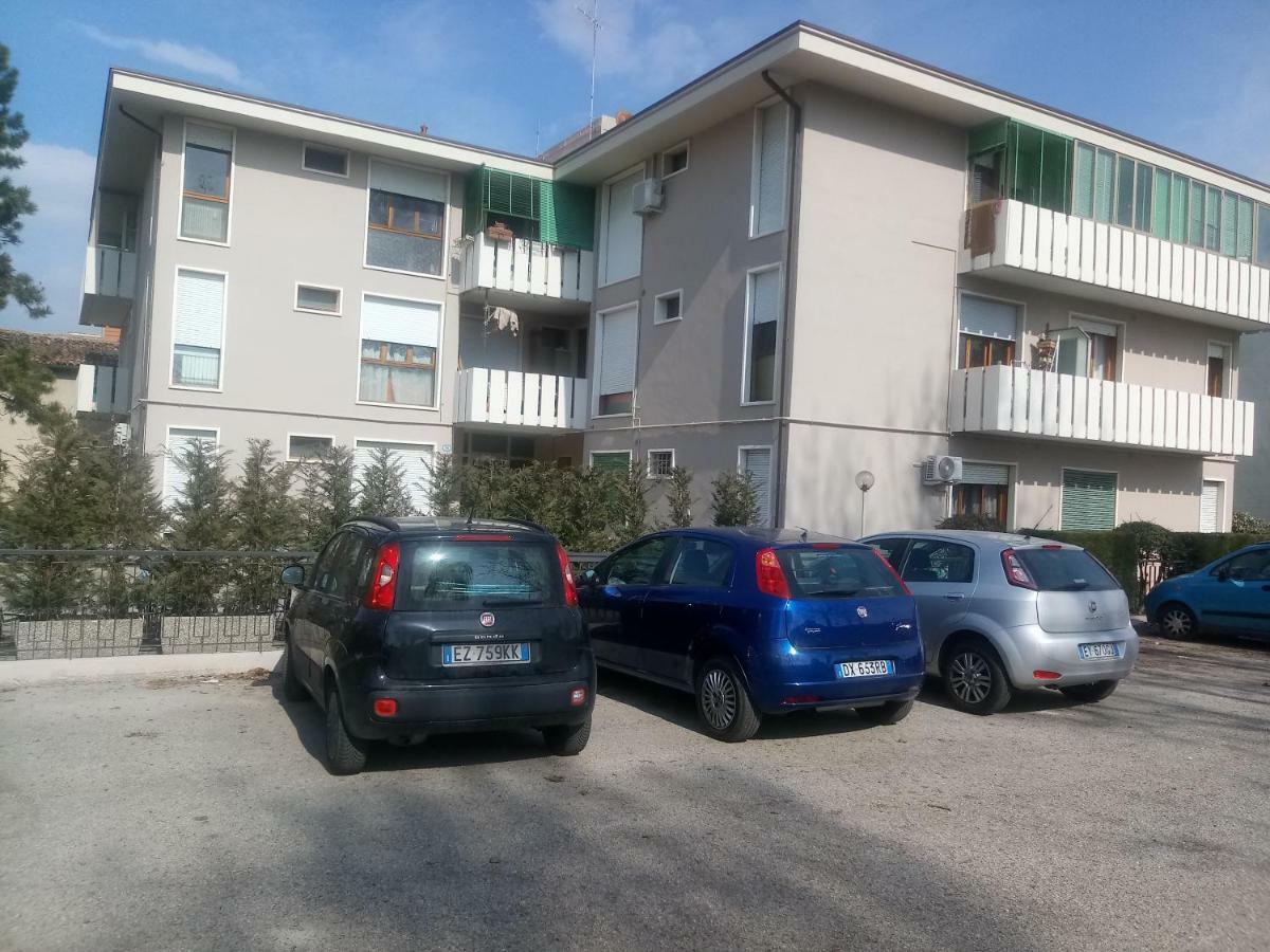 Vicino Al Prato Della Valle Intero Appartamento Parcheggio Facile Di Fronte Padua Buitenkant foto